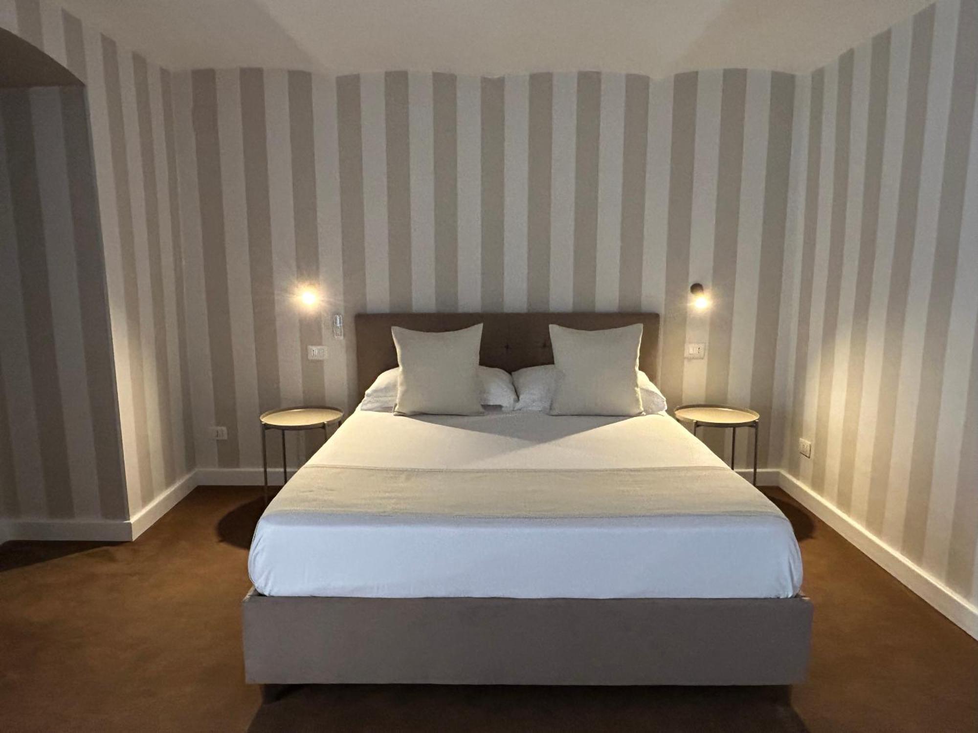 B&B Baciami Ancora Бари Экстерьер фото